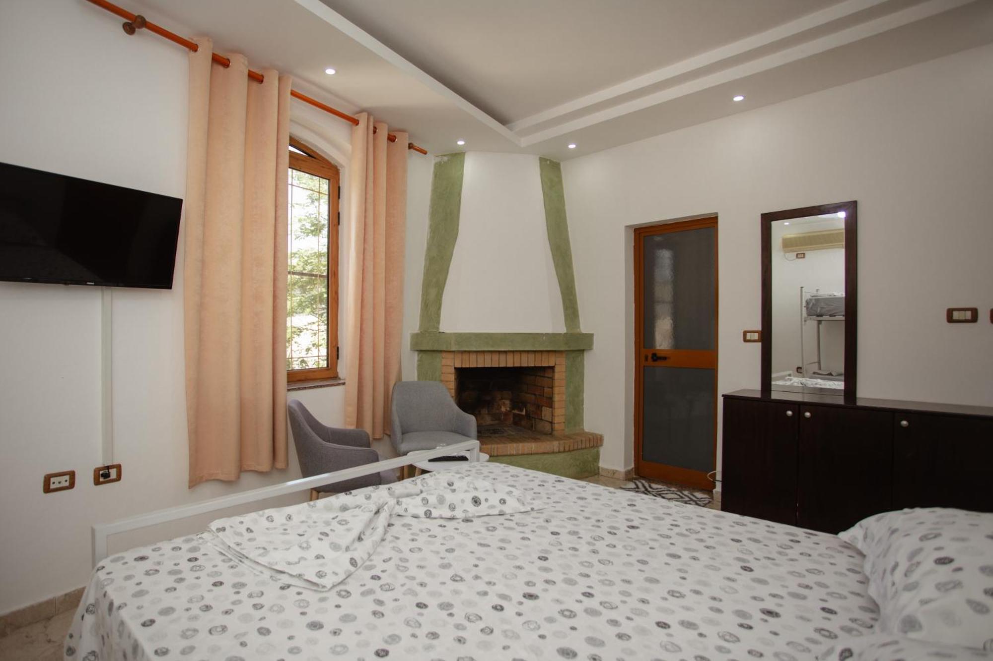 Hotel Shkodra Lake Shiroka Bagian luar foto